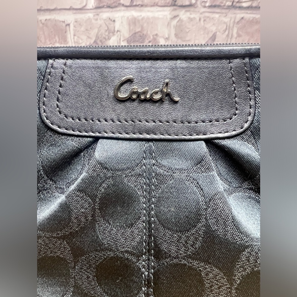 Coach Signature Gunmetal Gray Large Wristlet with Purple Lining - Picture 2 of 6